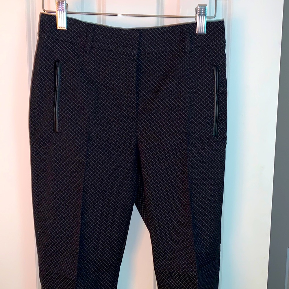 Akris Punto patterned black pants